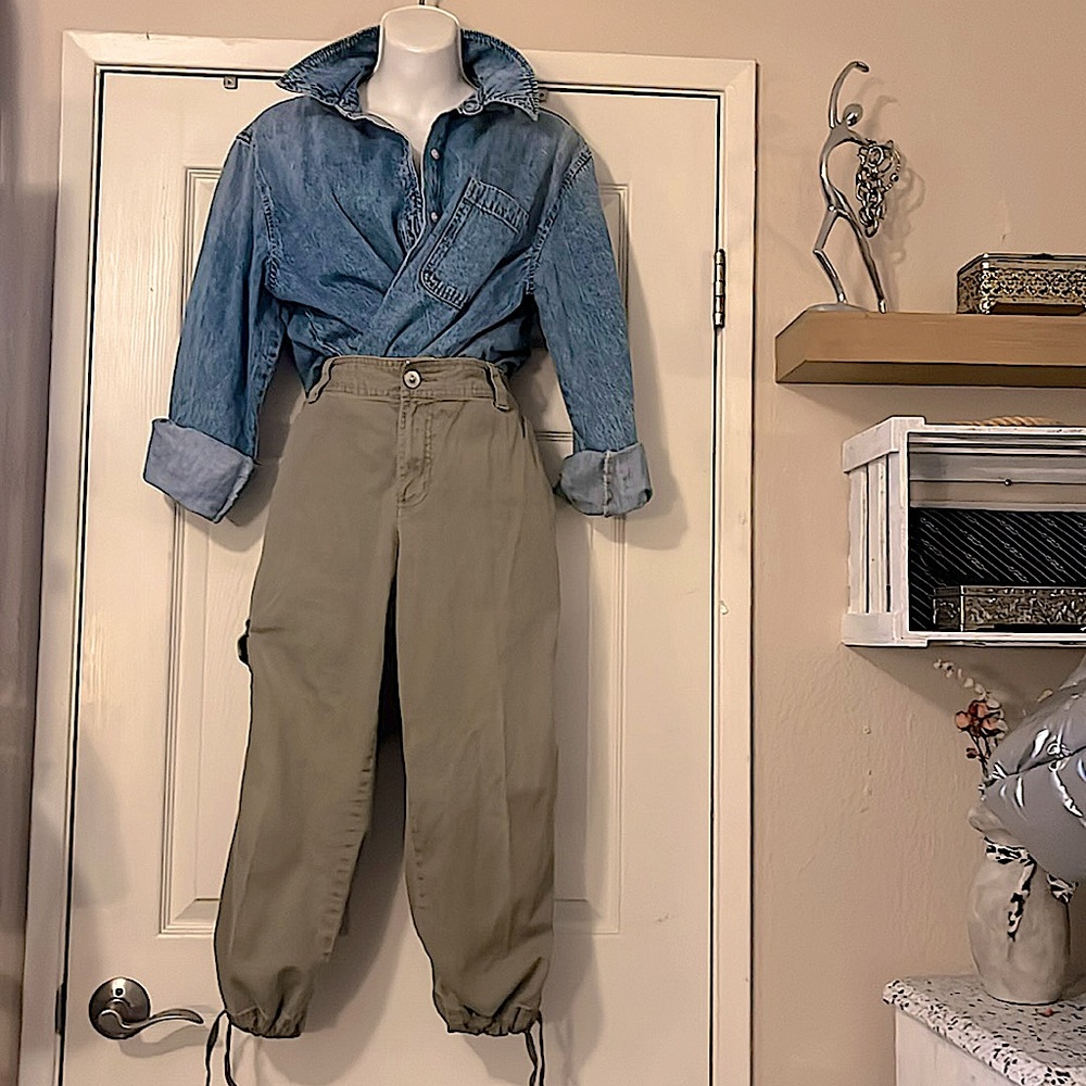 Liz Claiborne Vintage Army Olive Avacado Green Low Rise Cargo Utility Capris 8 - Picture 3 of 16